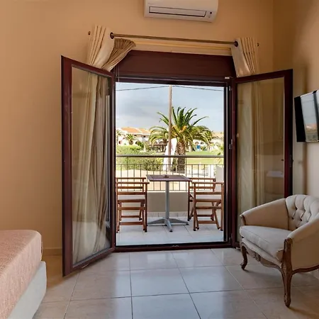 Costa Rossa Annex - Adults Only Apart-hotel Lixúri